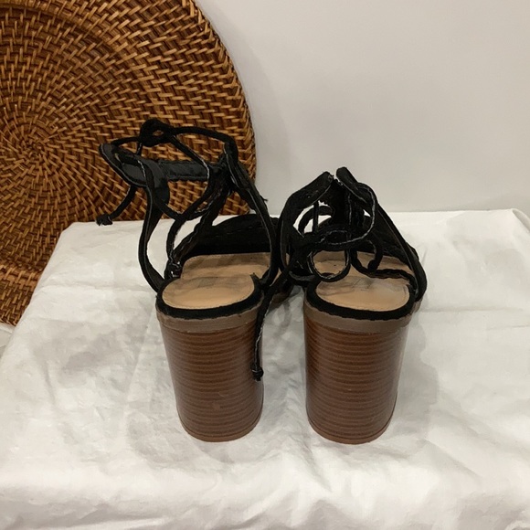 Just Fab chunky strappy heels (fits like 8.5) - Picture 4 of 6
